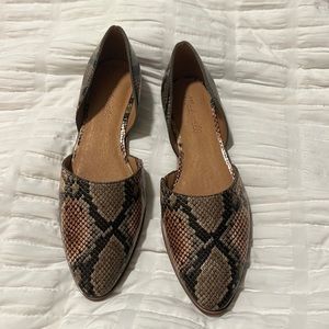 Snake skin print Madewell flats